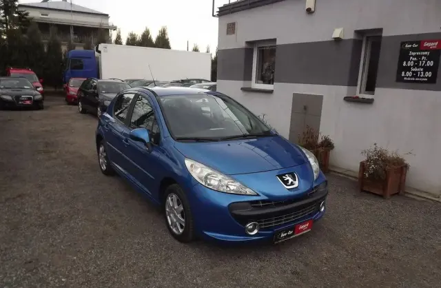 PEUGEOT 207 