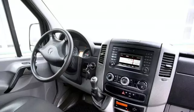 MERCEDES-BENZ Sprinter 