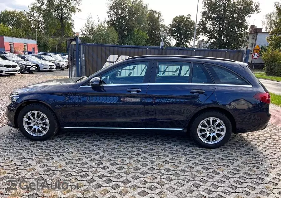 MERCEDES-BENZ Klasa C 200 d T 9G-TRONIC