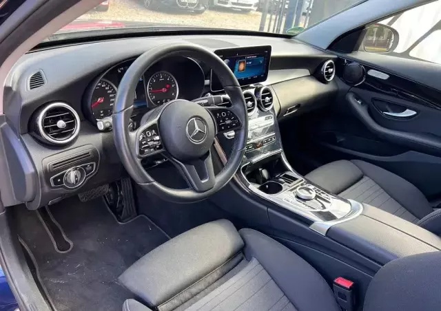 MERCEDES-BENZ Klasa C 200 d T 9G-TRONIC