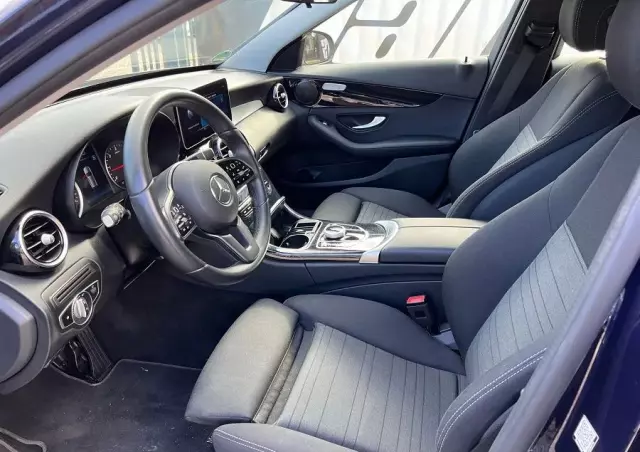 MERCEDES-BENZ Klasa C 200 d T 9G-TRONIC