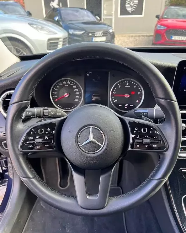 MERCEDES-BENZ Klasa C 200 d T 9G-TRONIC