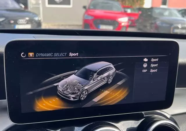 MERCEDES-BENZ Klasa C 200 d T 9G-TRONIC