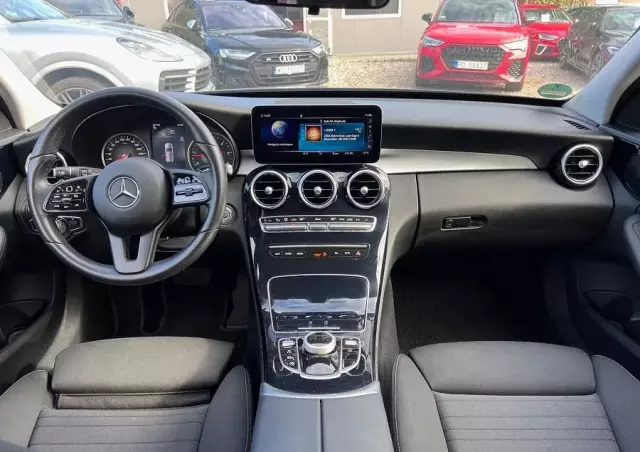 MERCEDES-BENZ Klasa C 200 d T 9G-TRONIC