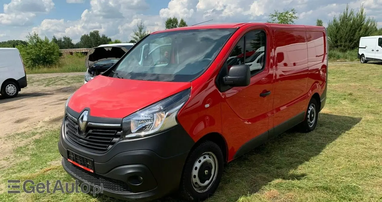 RENAULT Trafic 