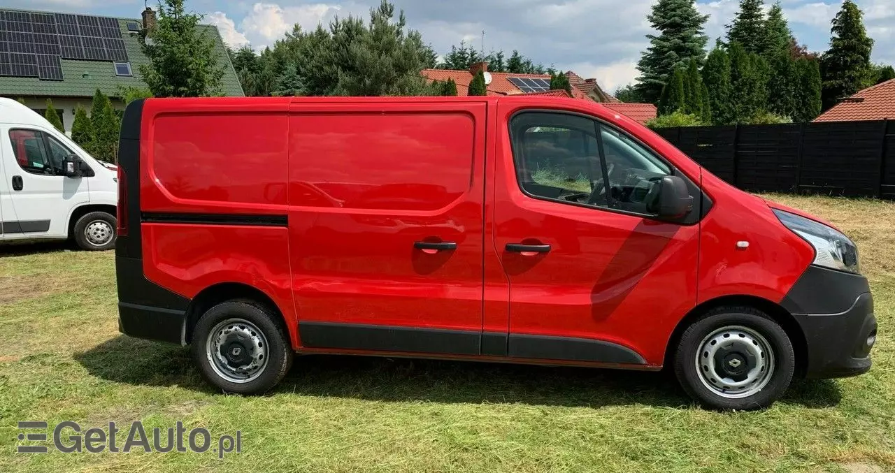 RENAULT Trafic 