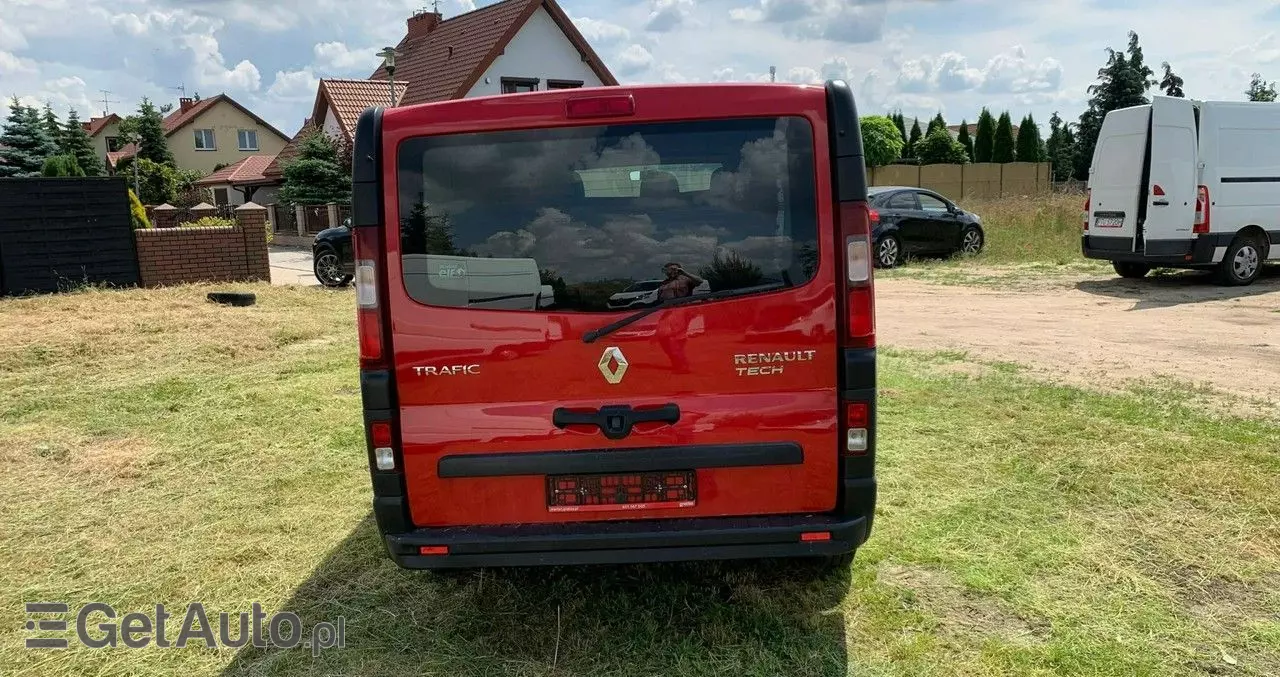RENAULT Trafic 