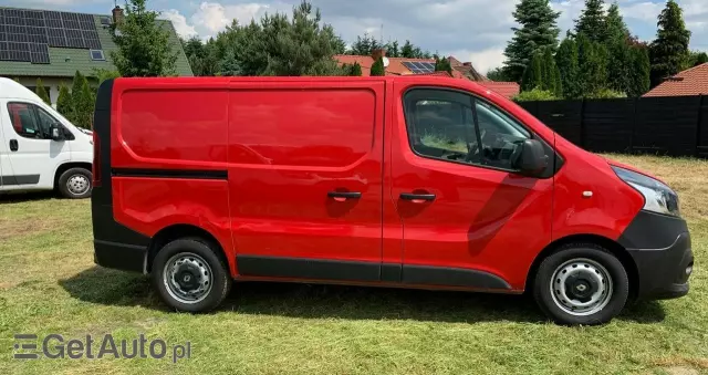 RENAULT Trafic 