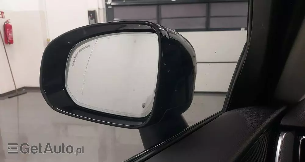 VOLVO XC 60 B4 D Plus Dark