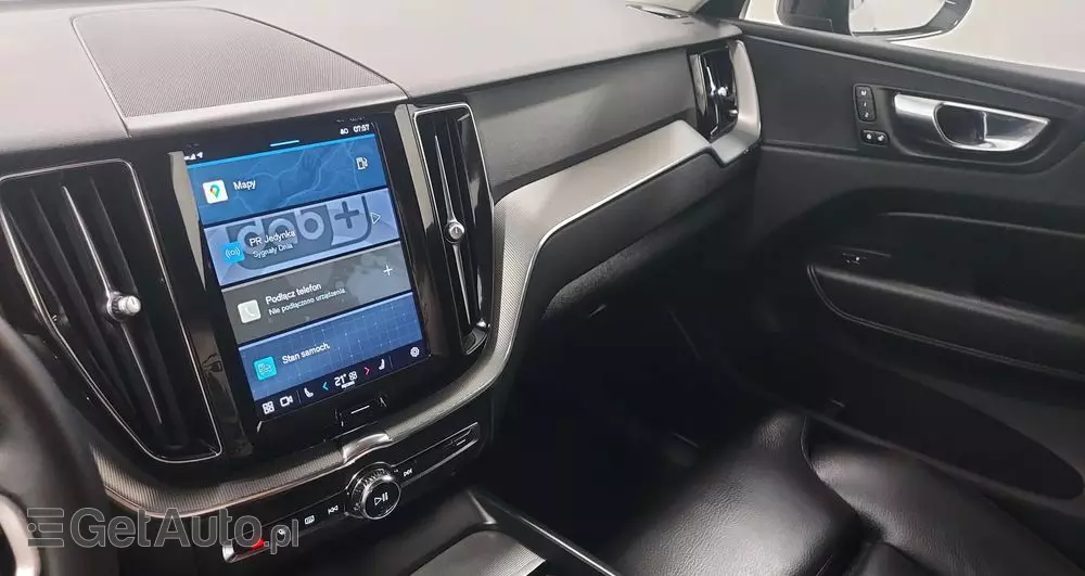 VOLVO XC 60 B4 D Plus Dark