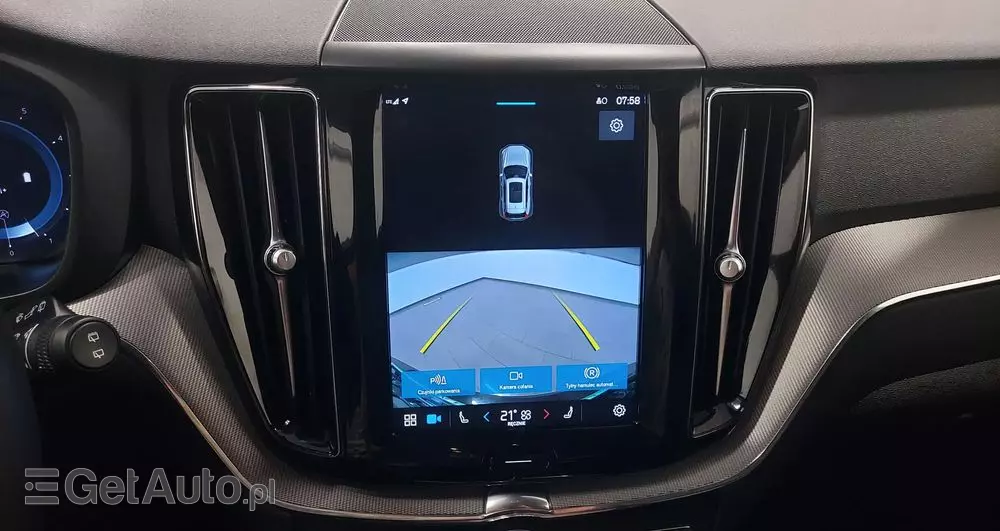 VOLVO XC 60 B4 D Plus Dark