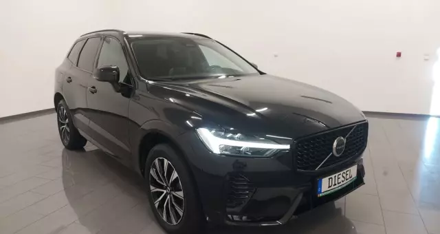 VOLVO XC 60 B4 D Plus Dark