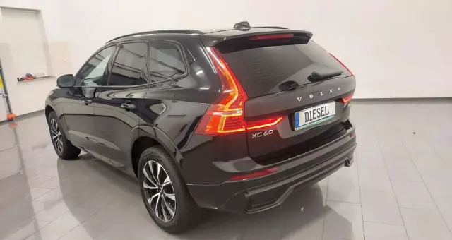 VOLVO XC 60 B4 D Plus Dark