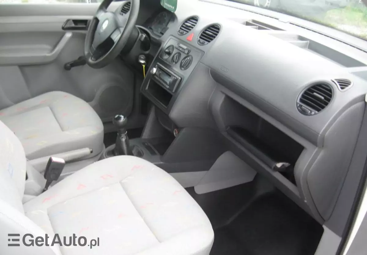 VOLKSWAGEN Caddy 