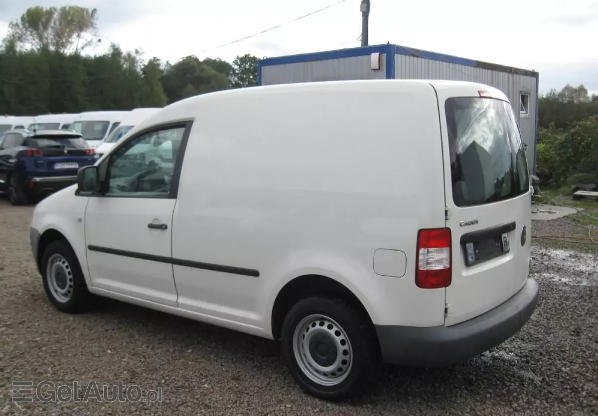 VOLKSWAGEN Caddy 