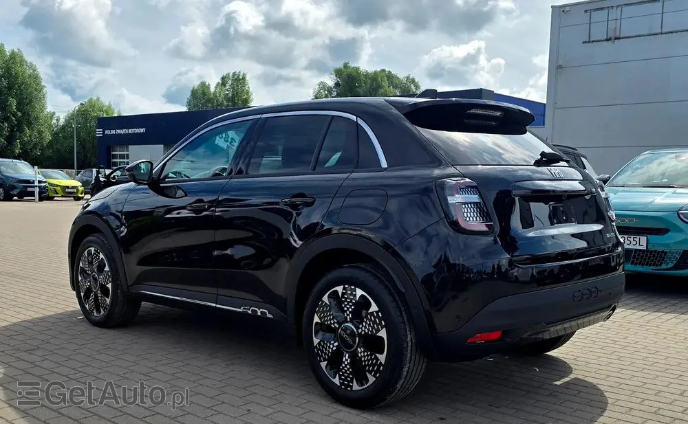 FIAT 600 1.2 Turbo Hybrid La Prima eDCT