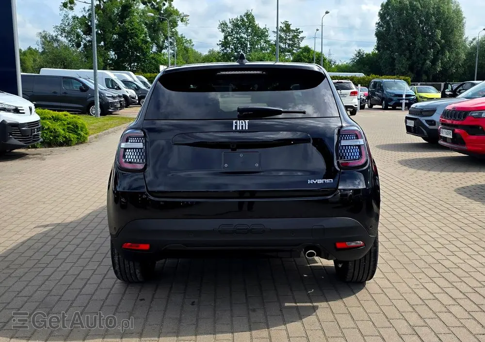 FIAT 600 1.2 Turbo Hybrid La Prima eDCT