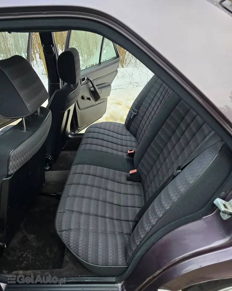 MERCEDES-BENZ W201 (190) 