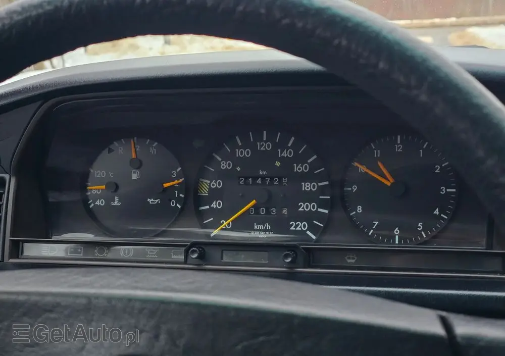 MERCEDES-BENZ W201 (190) 