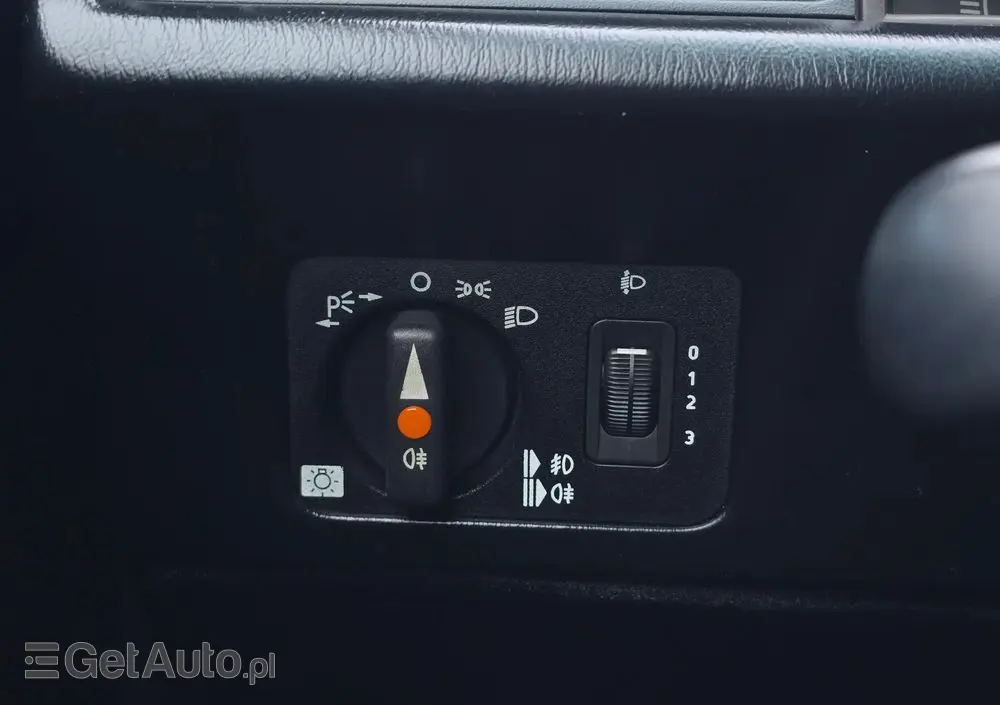 MERCEDES-BENZ W201 (190) 