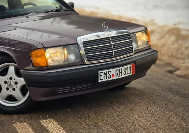 MERCEDES-BENZ W201 (190) 