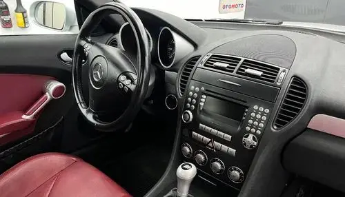 MERCEDES-BENZ SLK 