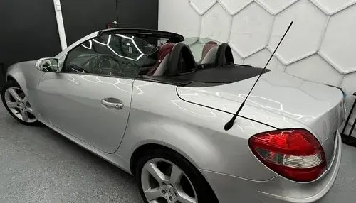 MERCEDES-BENZ SLK 