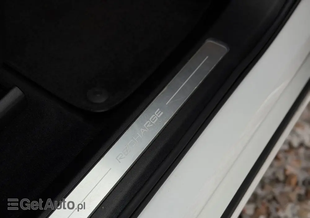 VOLVO XC 90 T8 AWD Twin Engine Geartronic RDesign