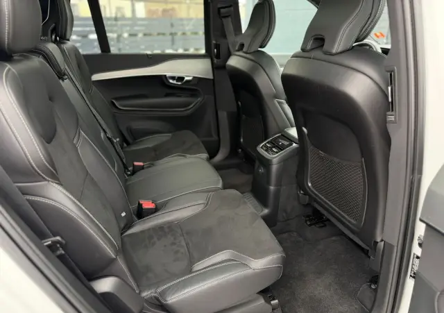 VOLVO XC 90 T8 AWD Twin Engine Geartronic RDesign