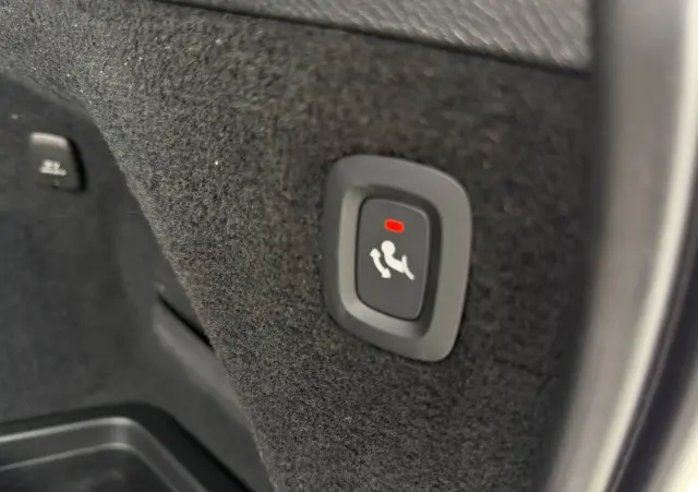 VOLVO XC 90 T8 AWD Twin Engine Geartronic RDesign