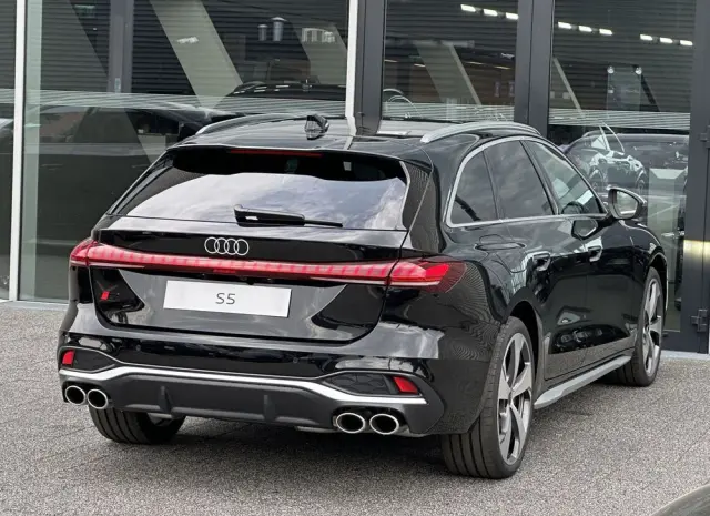 AUDI S5 Avant 