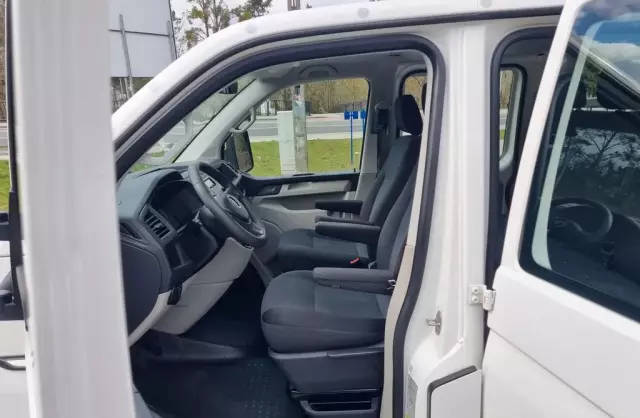 VOLKSWAGEN TRANSPORTER 