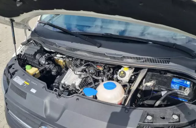 VOLKSWAGEN TRANSPORTER 