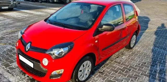 RENAULT Twingo 