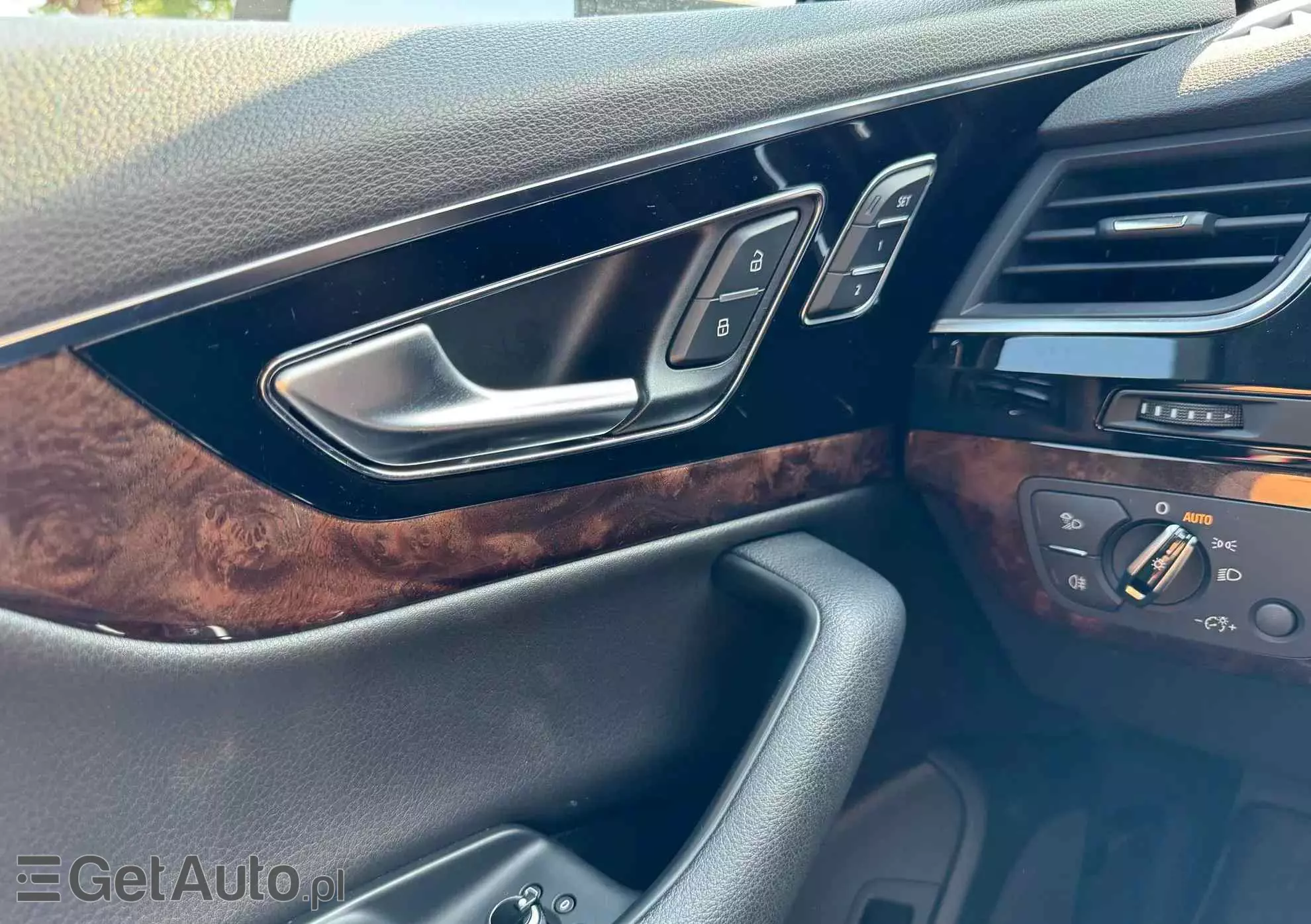 AUDI Q7 3.0 TFSI Quattro Tiptronic