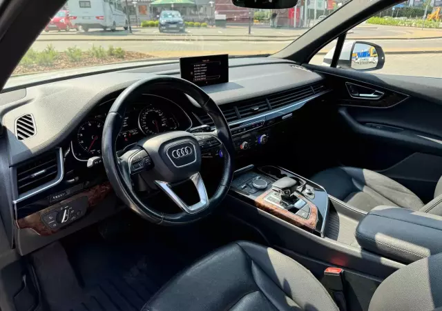 AUDI Q7 3.0 TFSI Quattro Tiptronic