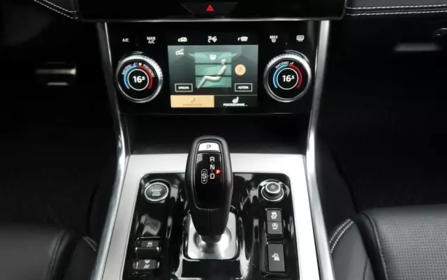 JAGUAR XE D200 AWD S