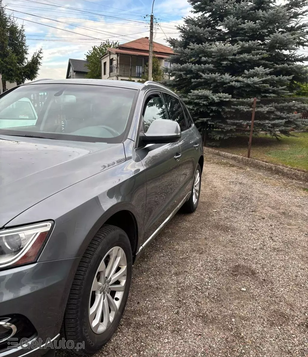AUDI Q5 