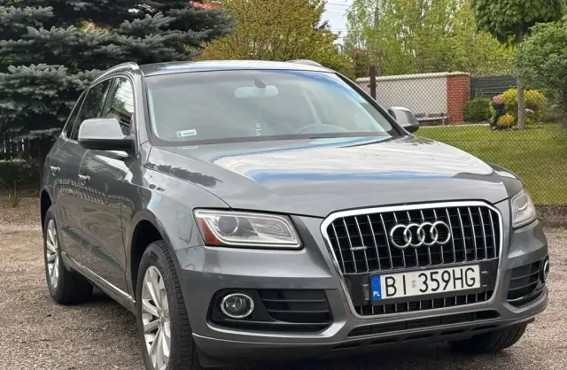 AUDI Q5 