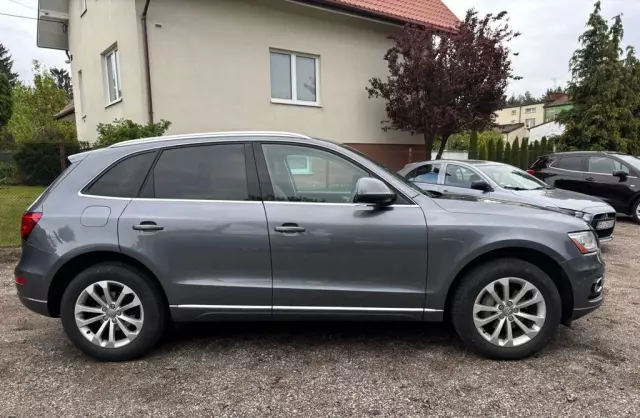 AUDI Q5 