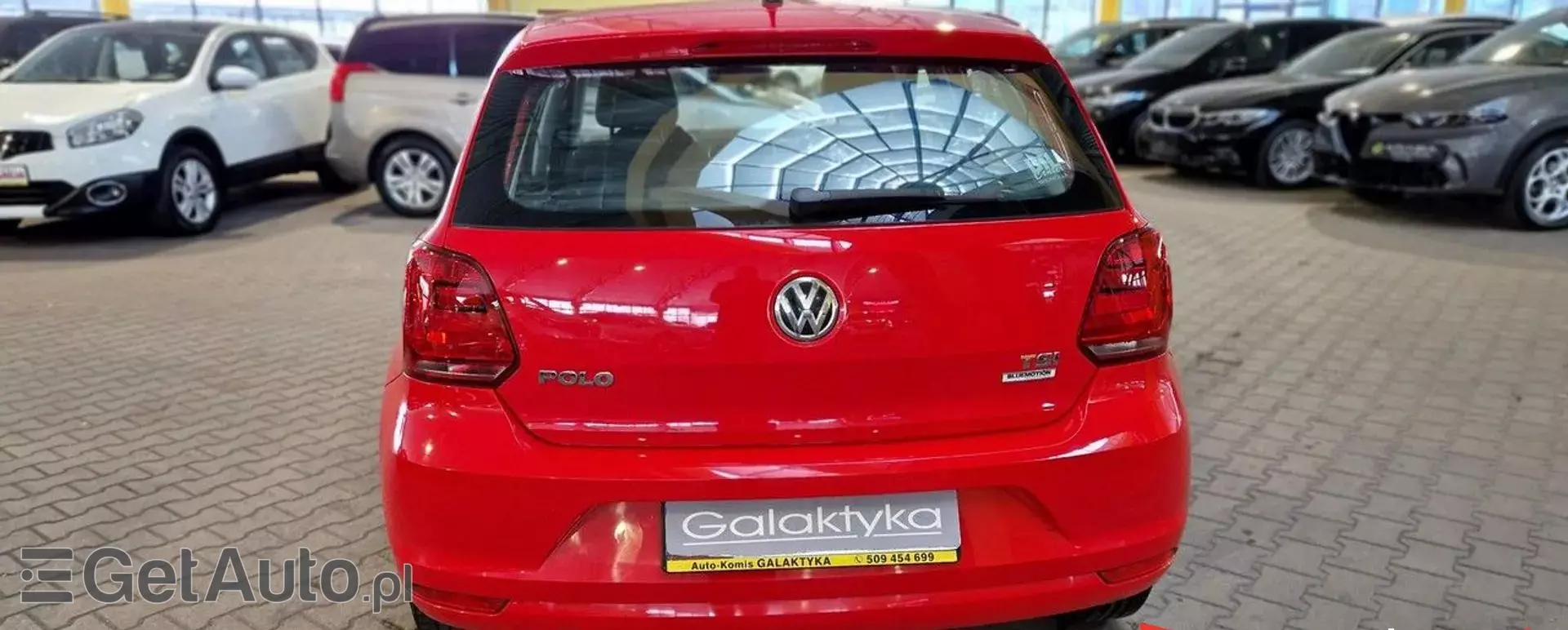 VOLKSWAGEN Polo 