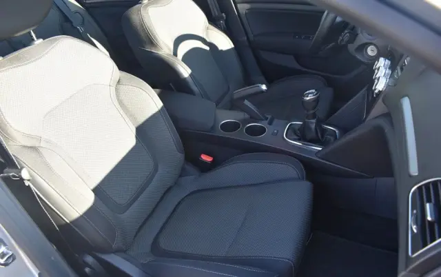 RENAULT Megane 1.3 TCe FAP Equilibre