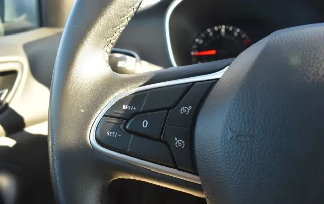 RENAULT Megane 1.3 TCe FAP Equilibre