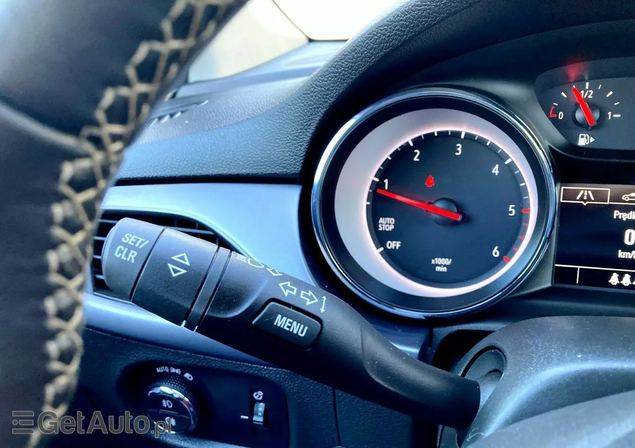 OPEL Astra 1.6 D (CDTI) Automatik Innovation