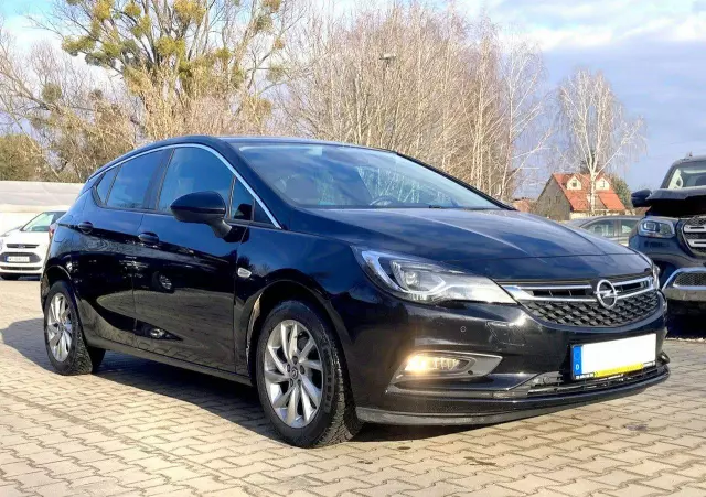 OPEL Astra 1.6 D (CDTI) Automatik Innovation