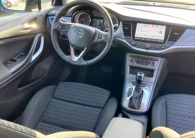 OPEL Astra 1.6 D (CDTI) Automatik Innovation