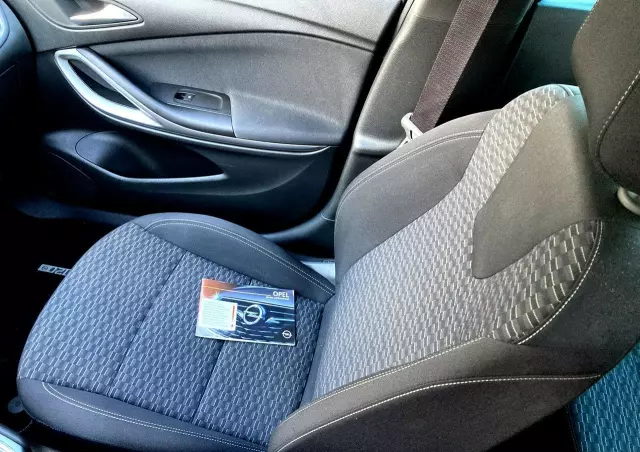 OPEL Astra 1.6 D (CDTI) Automatik Innovation