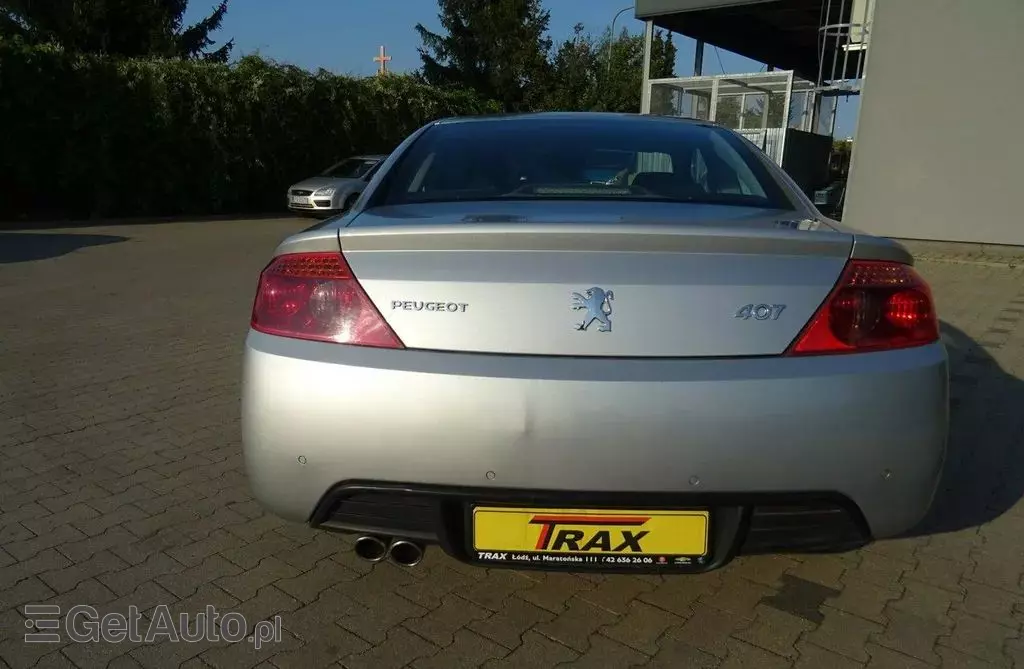 PEUGEOT 407 