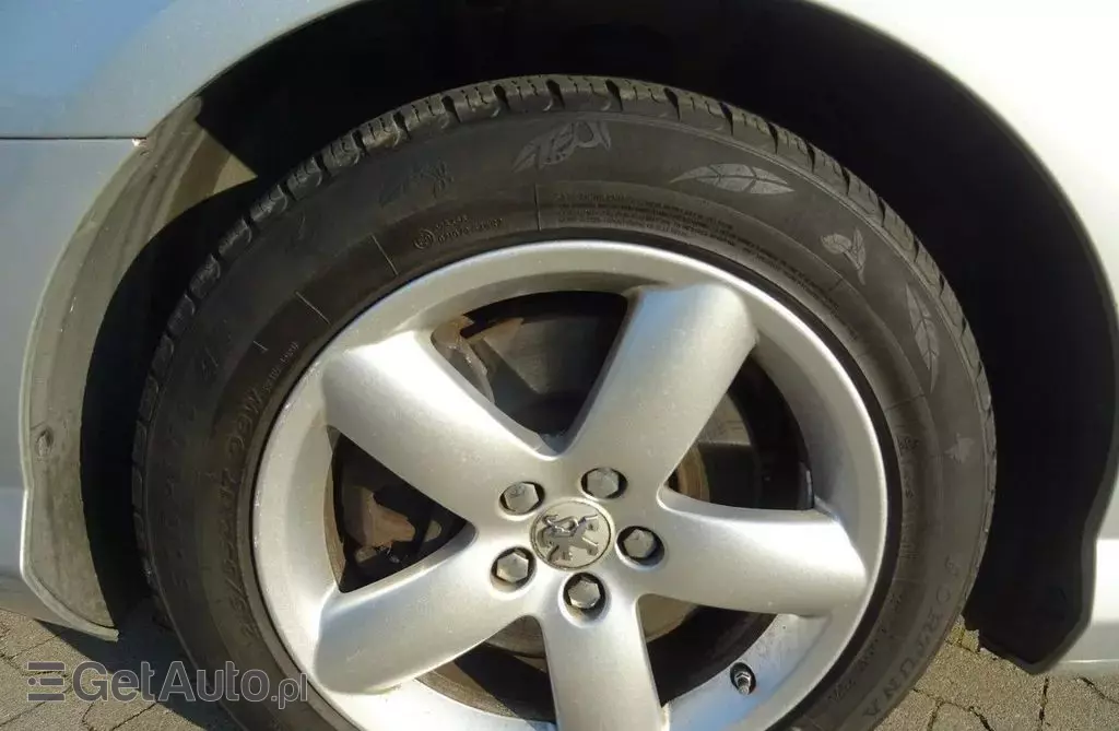 PEUGEOT 407 