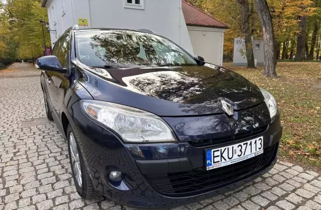 RENAULT Megane 